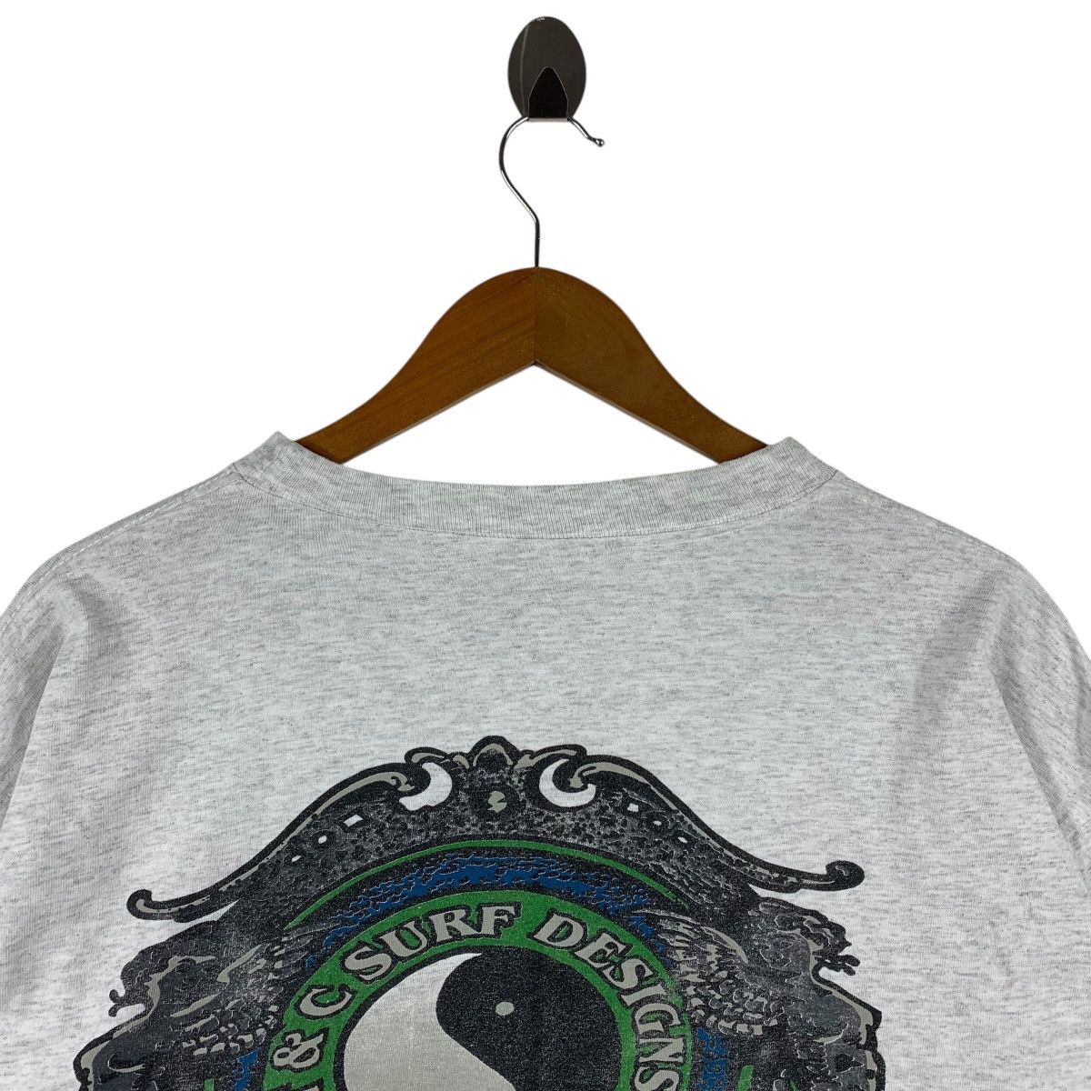 Other Vintage distressed 90s TOWN & COUNTRY big back hit Surf tee Size US L / EU 52-54 / 3 - 9 Thumbnail