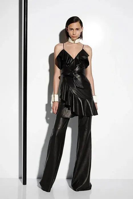 Balmain Resort 2015 black leather mermaid skirt Size 25" / US 0 / IT 36 - 9 Thumbnail