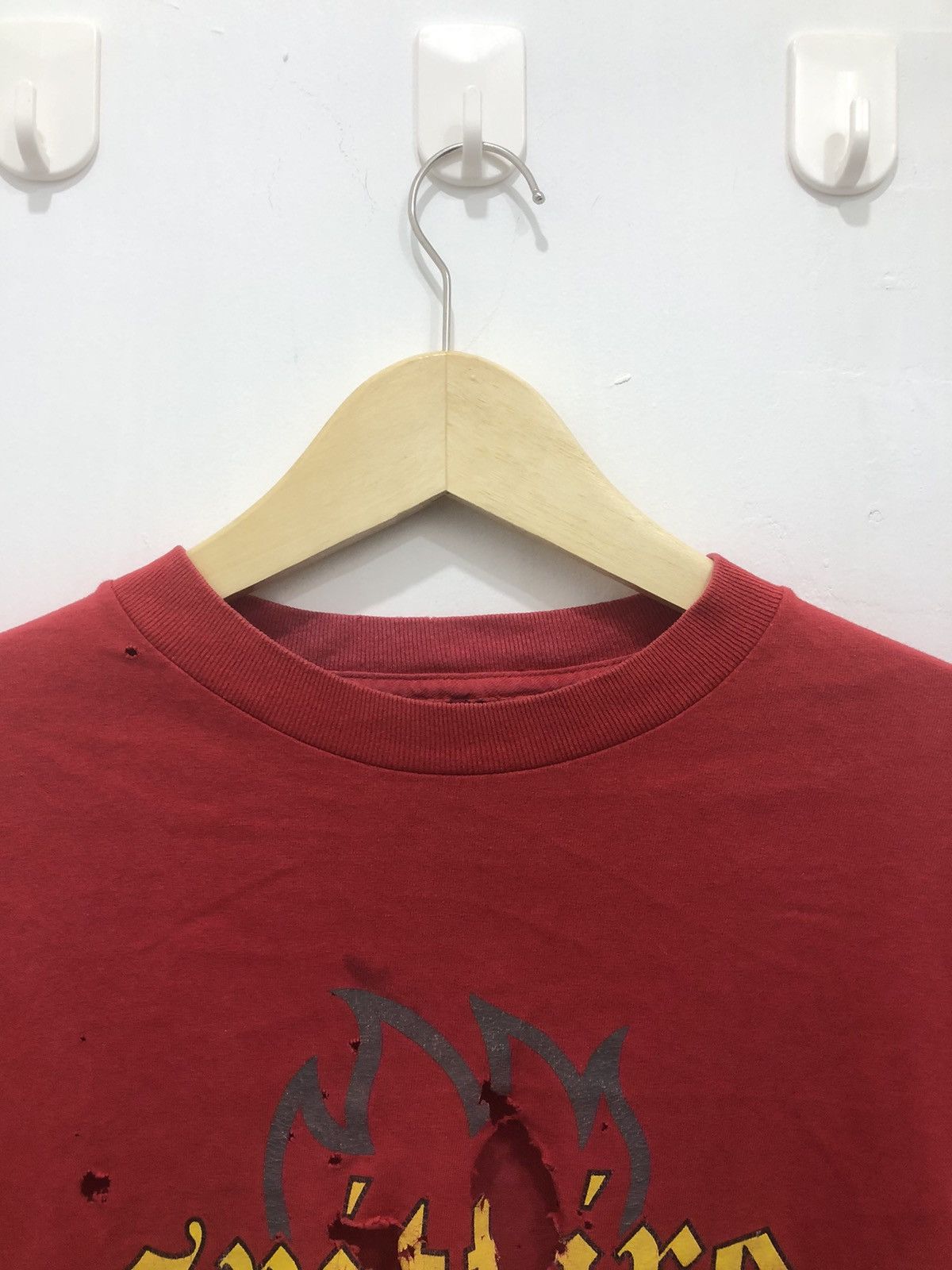 Santa Cruz Skateboards × Shorty's Skateboards × Spitfire Distressed Spit Fire Big Logo LongSleeve Tshirt Tee Size US L / EU 52-54 / 3 - 7 Thumbnail
