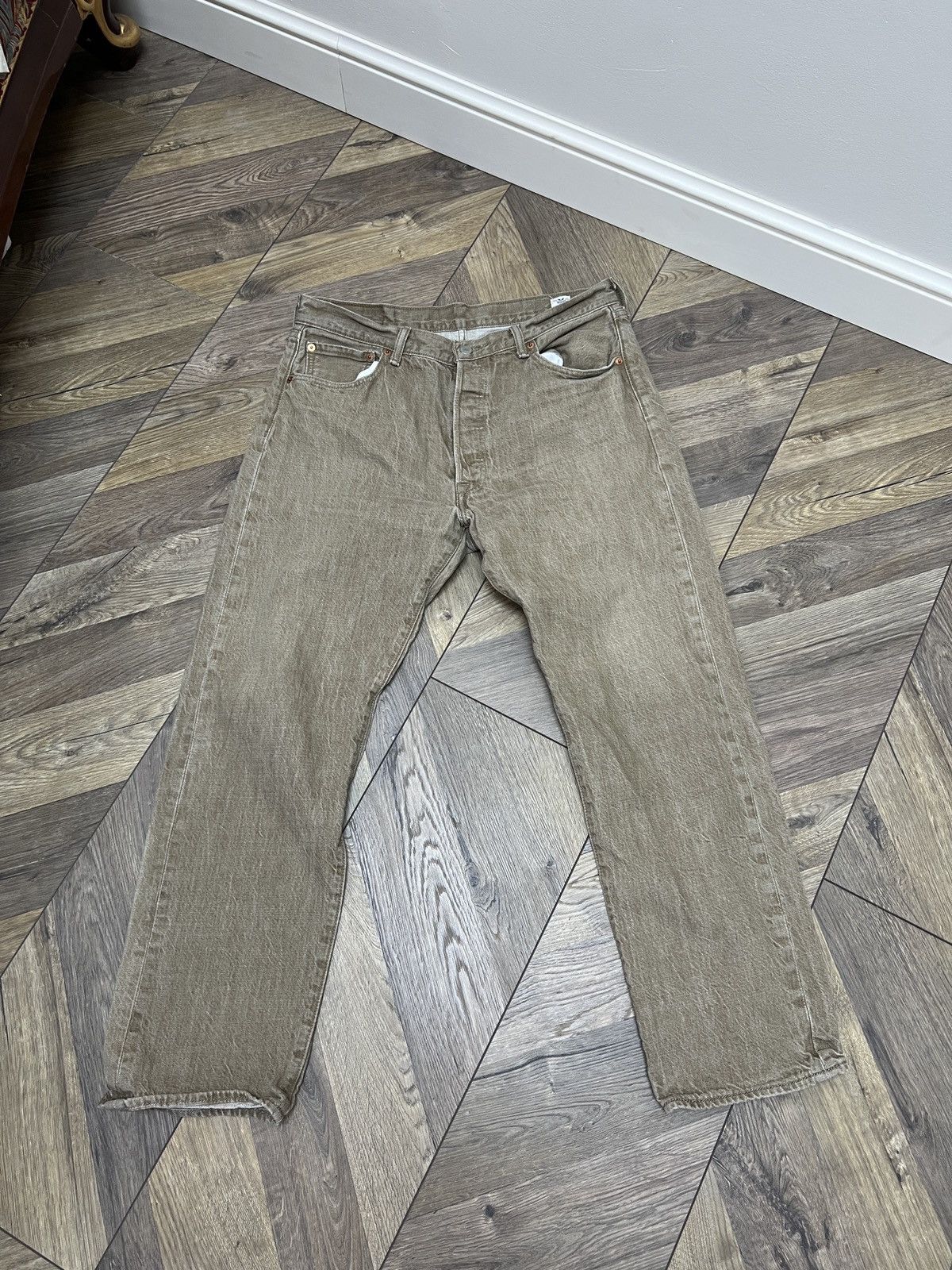 Levi's × Vintage Levis 501 Camel Brown Denim Jeans White Oak Cone Size US 36 / EU 52 - 1 Thumbnail