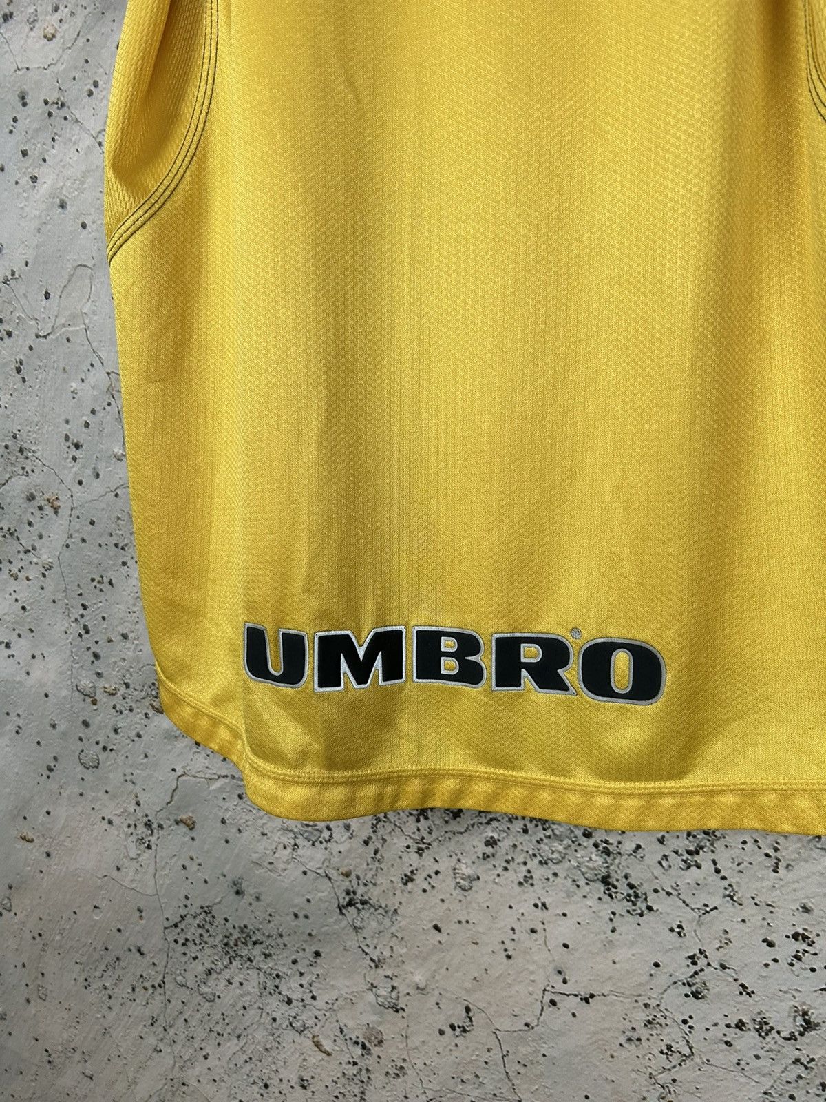 Umbro Vintage Chelsea London 1998-2000 Soccer Jersey Umbro 90s Size US L / EU 52-54 / 3 - 5 Thumbnail