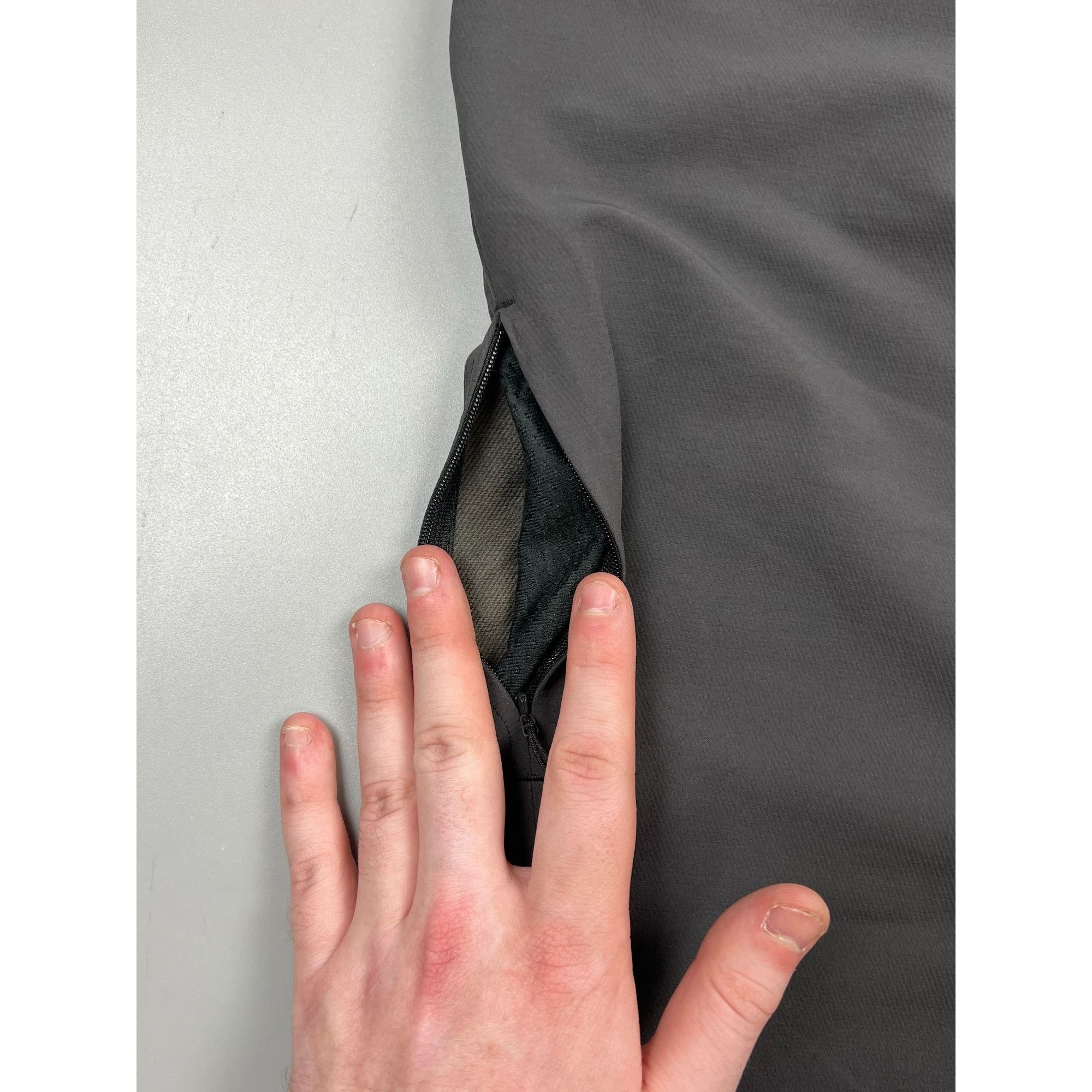 Arc'teryx Arc’teryx Nylon Cargo Trekking Pants (Y0775) Size 30" / US 8 / IT 44 - 4 Thumbnail