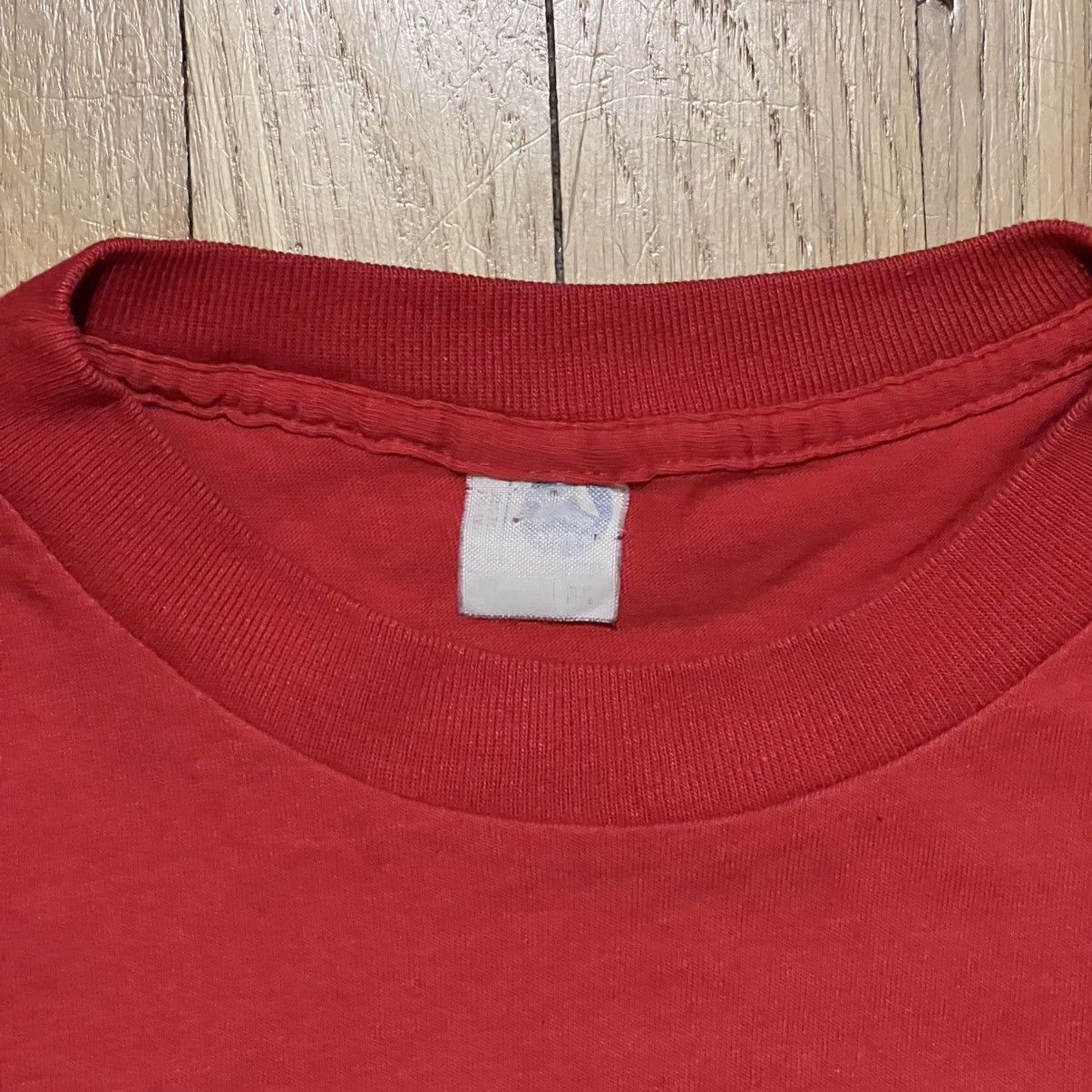Other Vintage Operation Desert Shield Red Large T Shirt Size US L / EU 52-54 / 3 - 2 Thumbnail