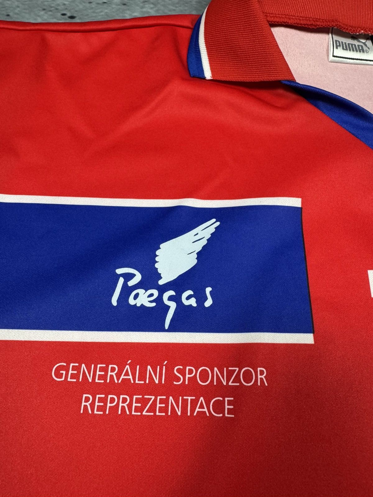 Puma Czech Republic 1998-2000 Puma Football Jersey Size US L / EU 52-54 / 3 - 4 Thumbnail