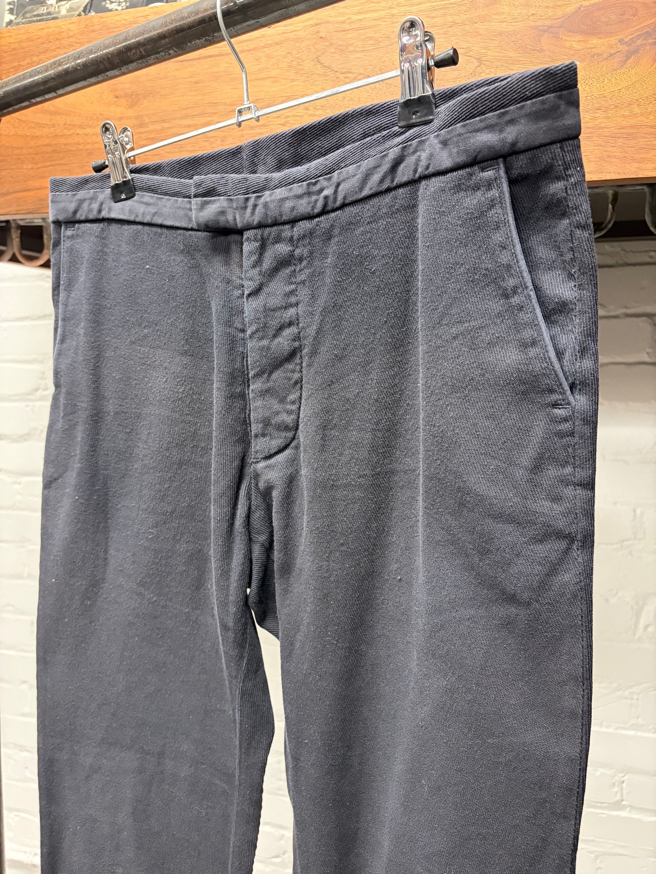 Maison Margiela Maison Martin Margiela Black ‘Diagonal Corduroy’ Straight Cut Trousers Size US 31 - 2 Thumbnail