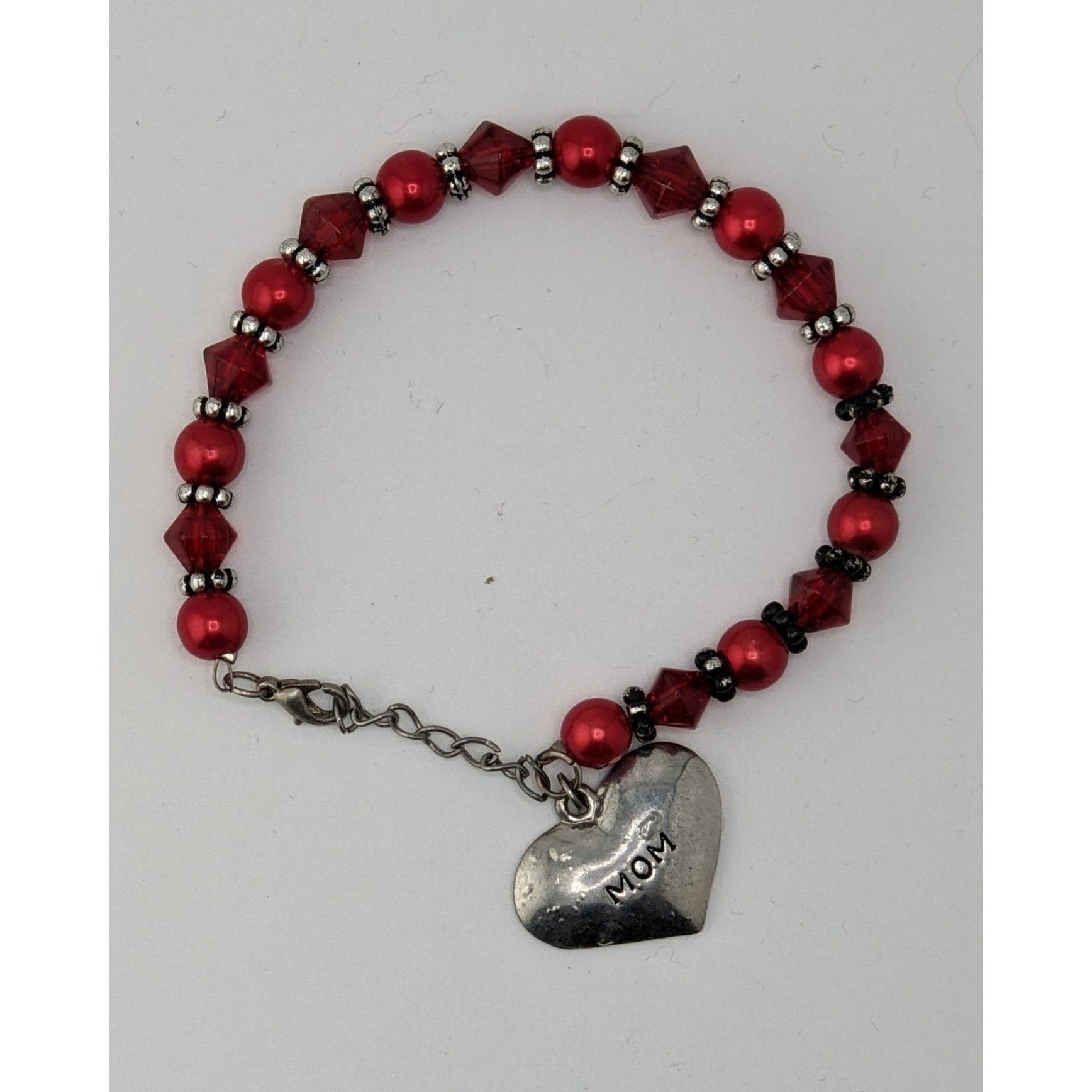 Other Mother's Day Love Red Beaded Bracelet With Heart Mom Charm Size ONE SIZE - 3 Thumbnail