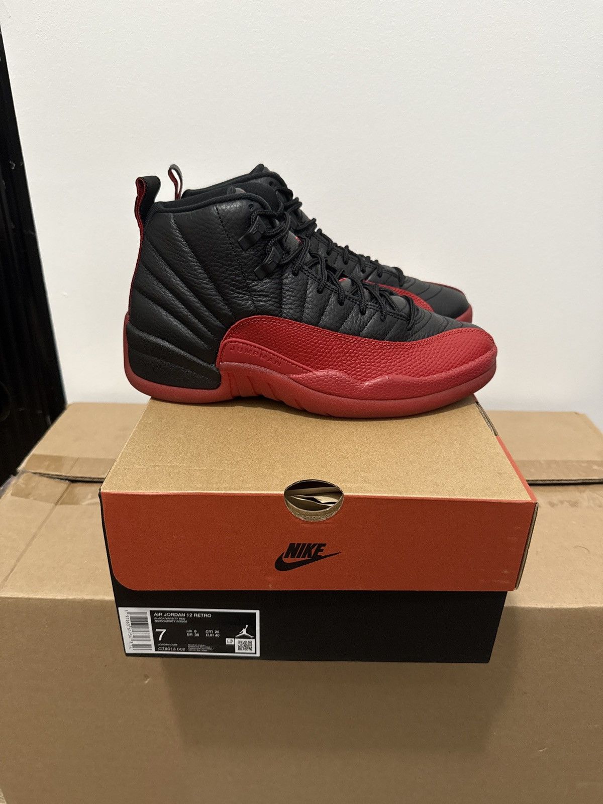 Jordan Brand Jordan 12 Retro Flu Game (2025) Size US 7 / EU 40 - 5 Thumbnail