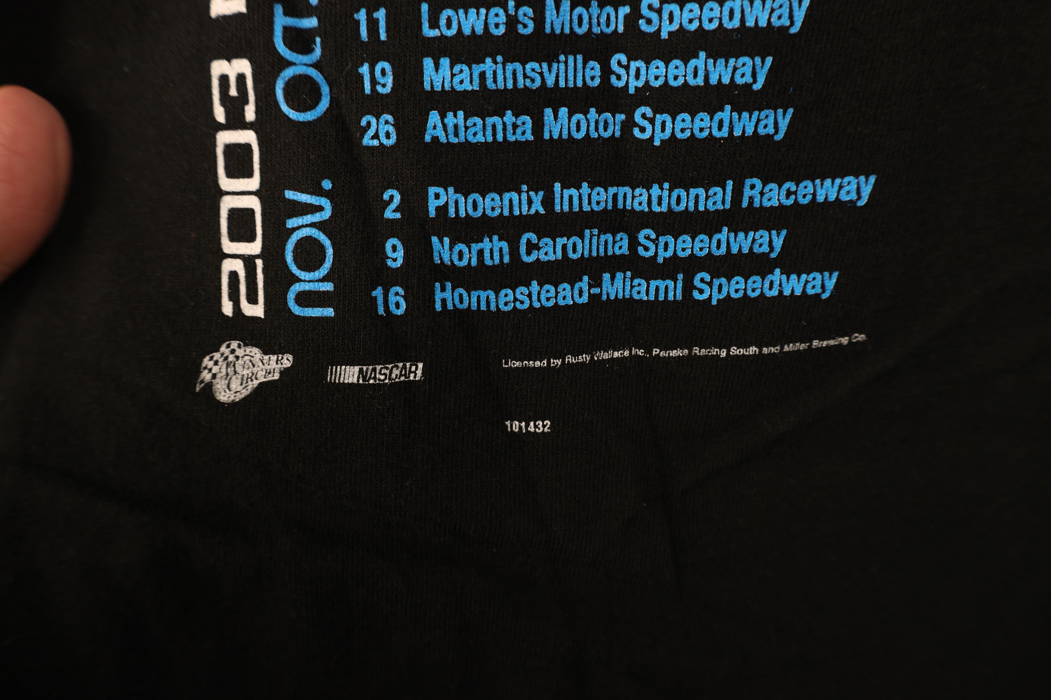 Vintage Vintage Y2K 2003 NASCAR Wallace Racing Short Sleeve T-Shirt Size US L / EU 52-54 / 3 - 12 Thumbnail