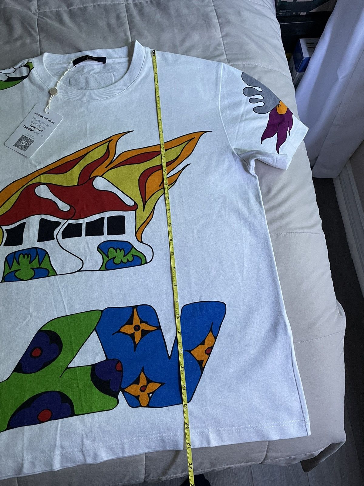 Louis Vuitton Louis Vuitton Burning House Multicolor T Shirt Size US L / EU 52-54 / 3 - 7 Thumbnail
