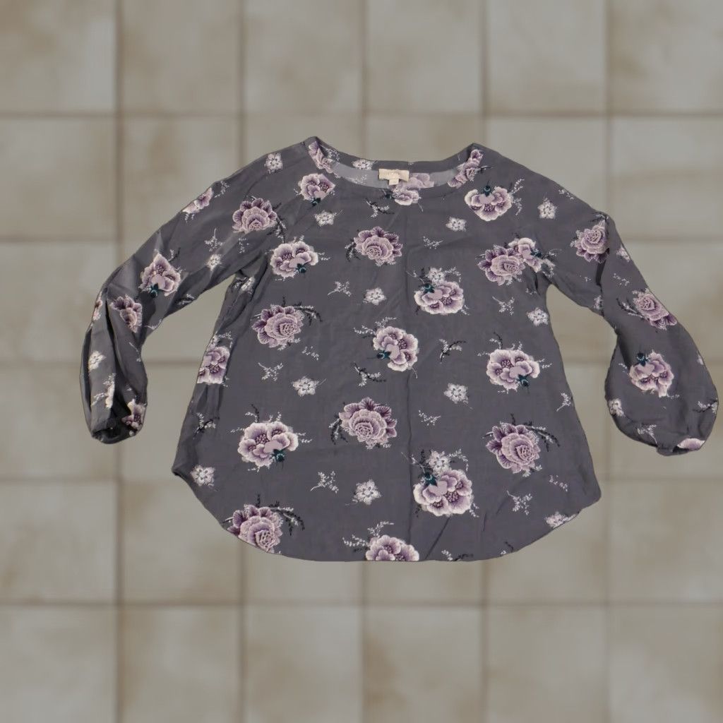 Loft LOFT Blouse Womens M Floral Henley Long Sleeve Gray Rayon Casual Shirt Womens Regular M Gray Floral Henley Long Sleeve LOFT Blouse Easter? Size M / US 6-8 / IT 42-44 - 1 Thumbnail