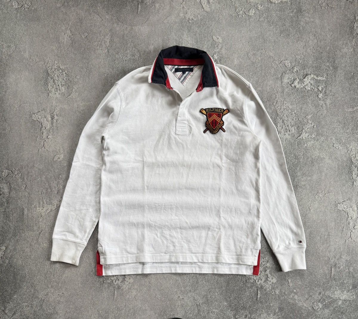 Tommy Hilfiger × Vintage Tommy Hilfiger L vintage rugby long sleeve polo sweatshirt Size US L / EU 52-54 / 3 - 4 Thumbnail