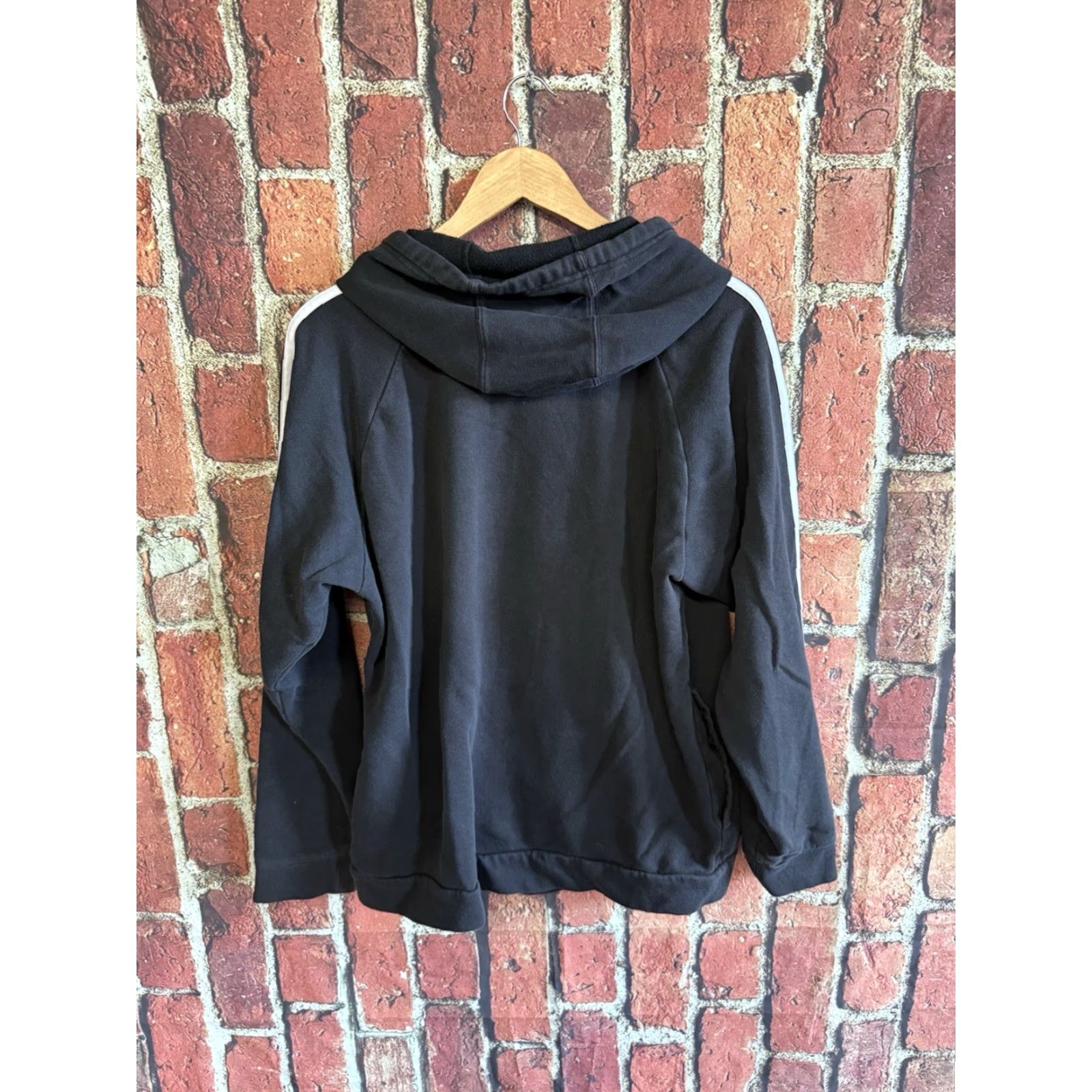 Adidas Adidas Mens Black Pullover Hooded Sweatshirt Athletic Size L Size US L / EU 52-54 / 3 - 2 Thumbnail
