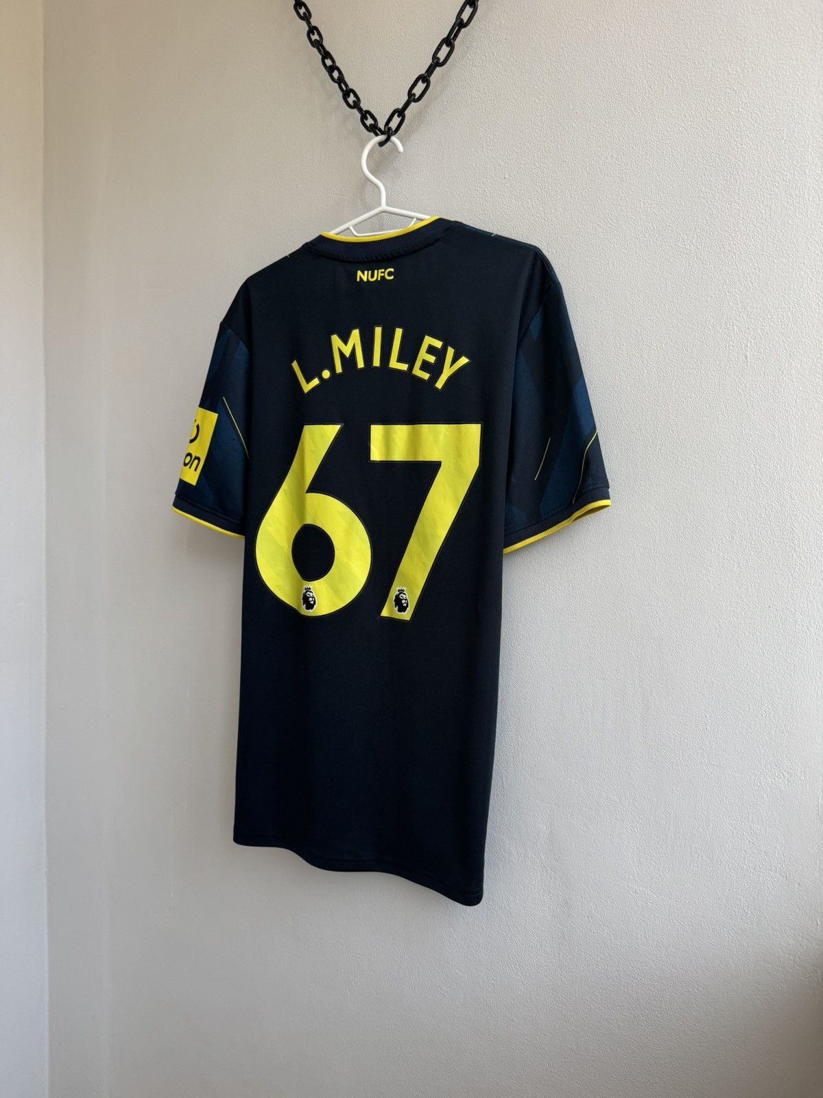 Castore Newcastle 2023 2024 #67 L Miley Football Soccer Jersey Shirt Size US XL / EU 56 / 4 - 2 Thumbnail