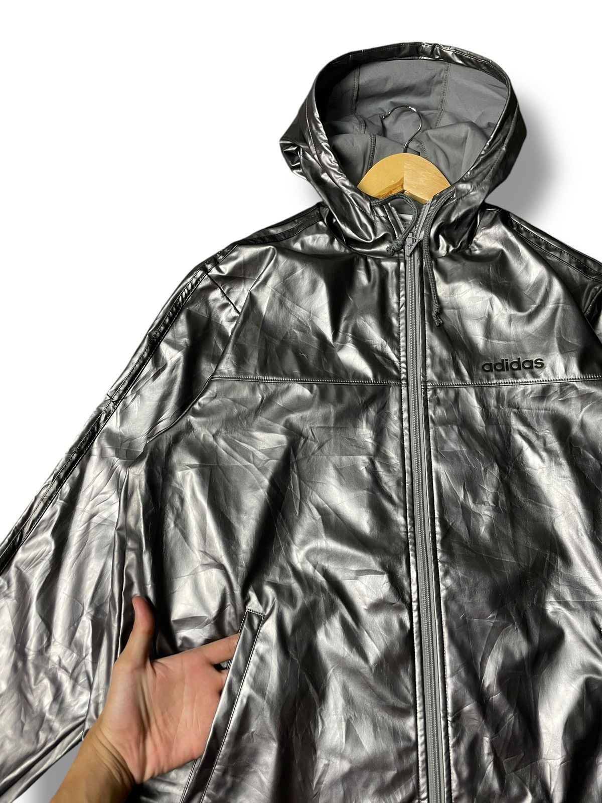 Adidas × Designer × Vintage Adidas Glossy Hooded Jersey Jacket (40) Size US M / EU 48-50 / 2 - 8 Thumbnail