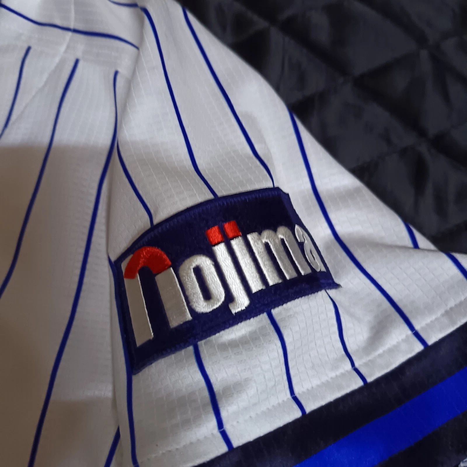 Descente Yokohama DeNa Baystars NPB Japanese Baseball Jersey Size US M / EU 48-50 / 2 - 3 Thumbnail