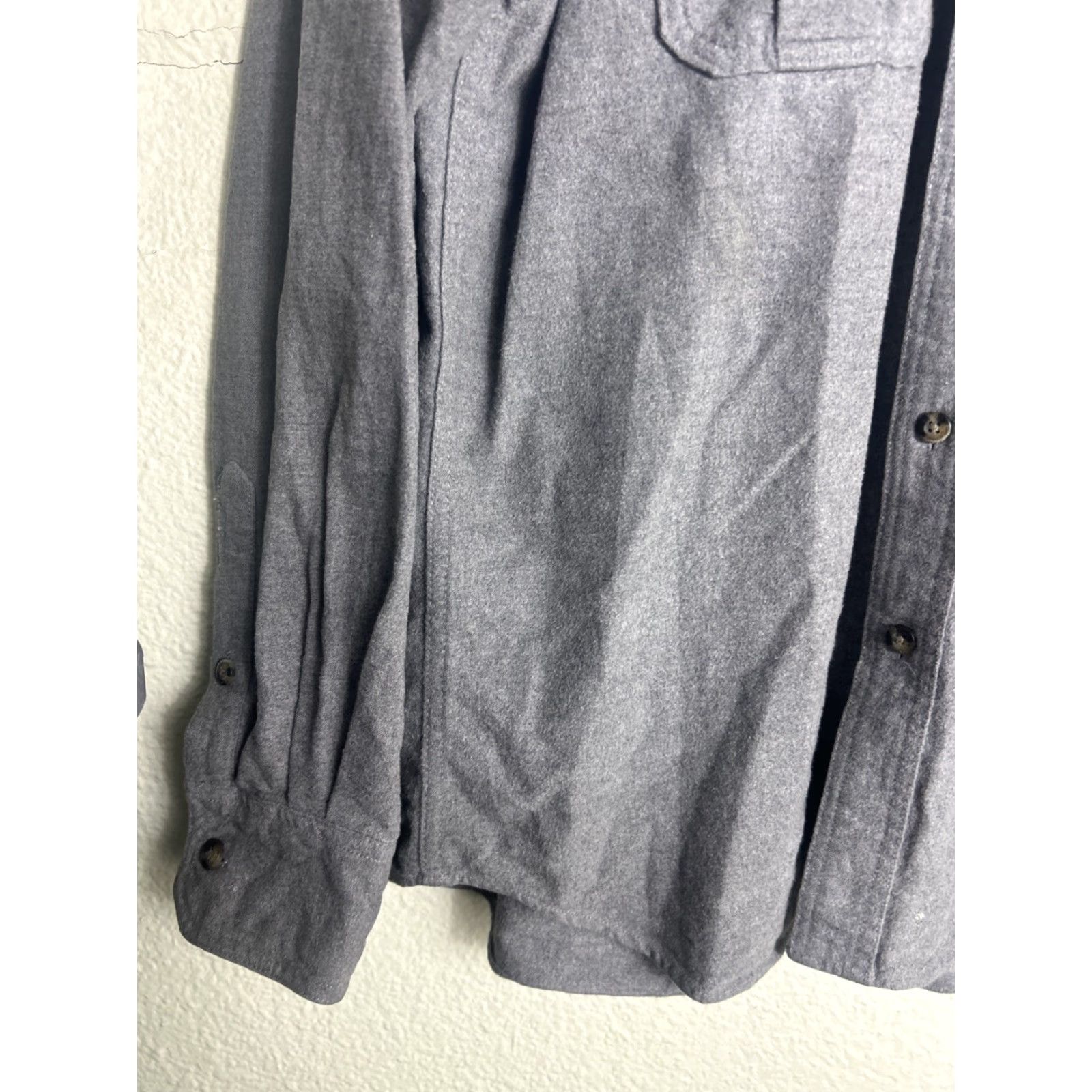 Eddie Bauer Eddie Bauer Shirt Mens M Gray Blue Long Sleeve Button Front Two Pocket Outdoor Size US M / EU 48-50 / 2 - 3 Thumbnail