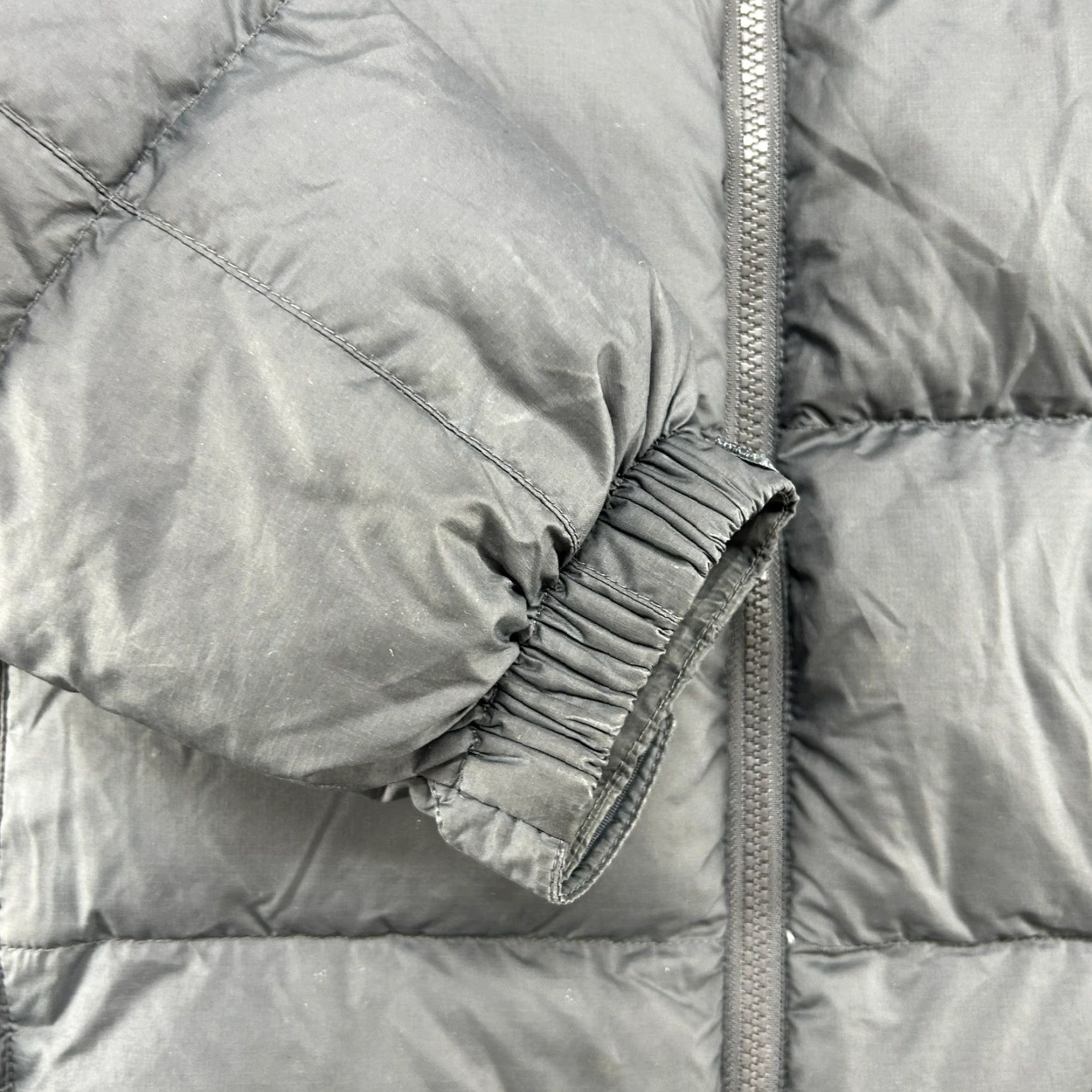 Marmot Marmot Mens Jacket Jacket Puffer Gray 90s Down Full Zip Marmot Logo Quilted Stand-Up Collar Regular Size S Chest 40 Vintage No Size US S / EU 44-46 / 1 - 5 Thumbnail