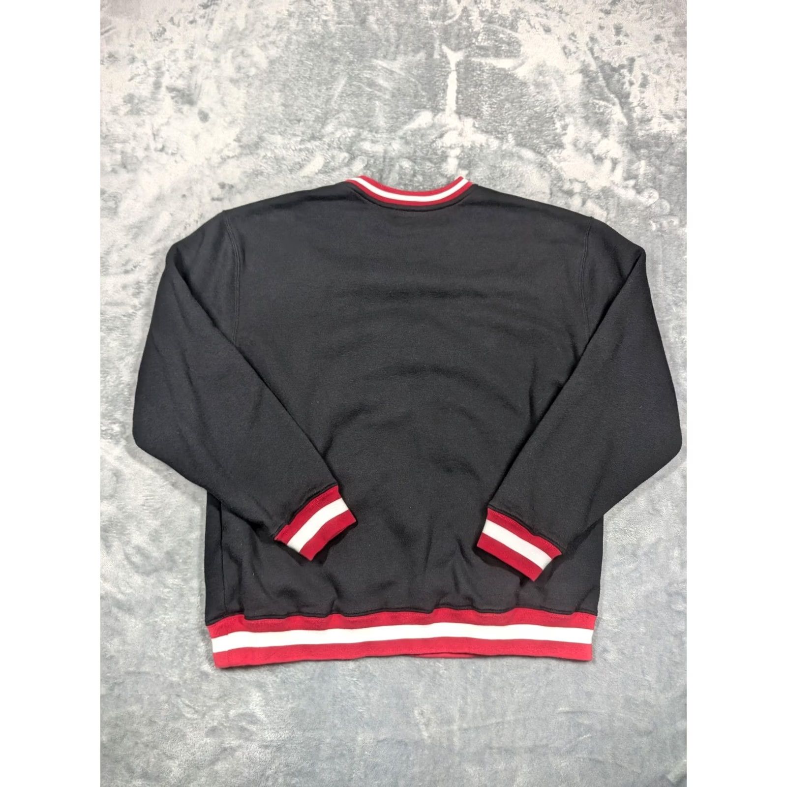 Disney VINTAGE Disney Sweatshirt Mickey Mouse Christmas Holiday Mens L Black Crewneck Pullover Graphic Print Fabric Fleece Size US L / EU 52-54 / 3 - 7 Thumbnail