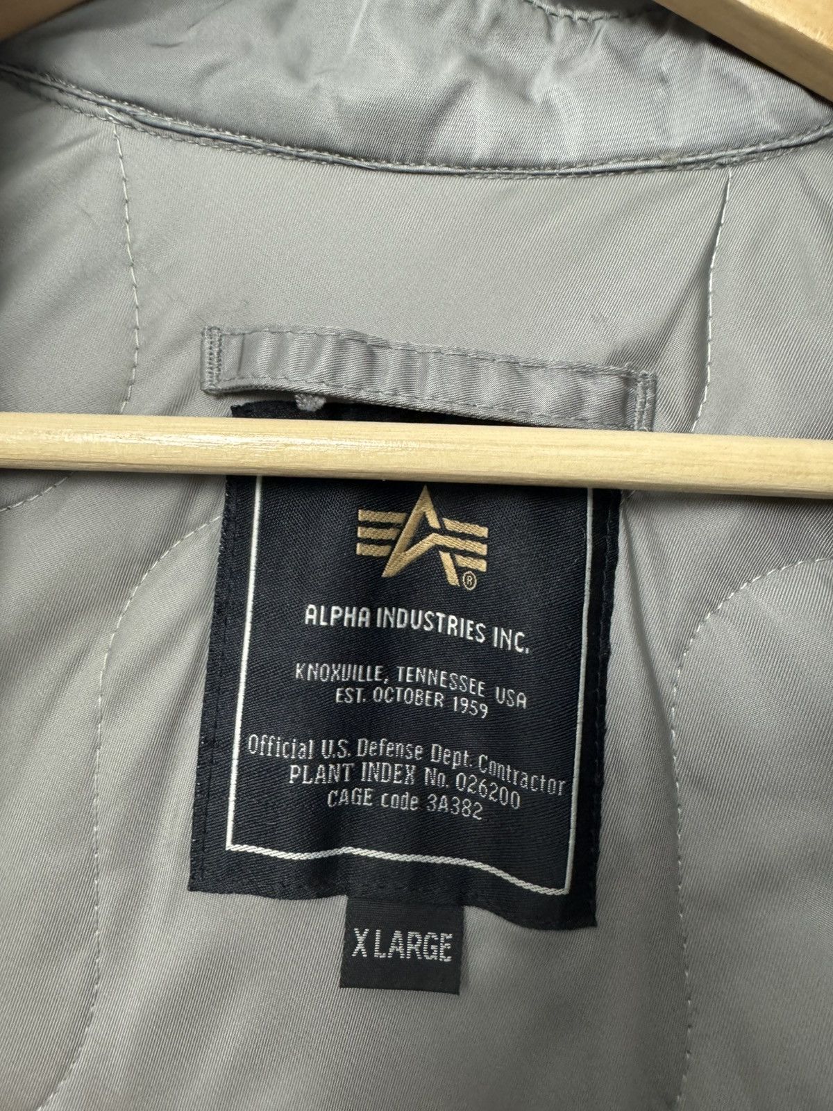 Alpha Industries Alpha Industries Vintage MA2 Bomber Jacket Military Silver Size US XL / EU 56 / 4 - 5 Thumbnail