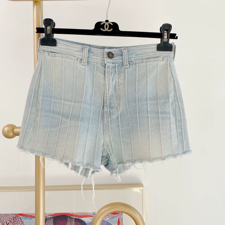 Saint Laurent Paris Saint Laurent Blue Striped Shorts Size 25 - dmc Size 24" / US 00 / IT 34 - 1 Thumbnail