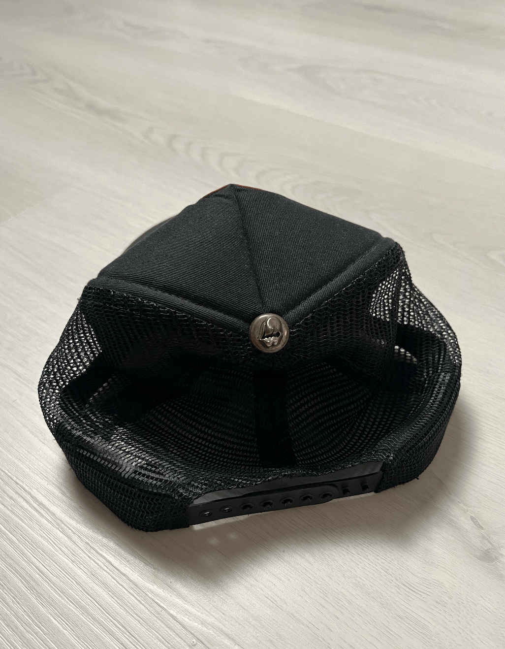 Chrome Hearts Chrome Hearts X Rolling Stones Leather Patch Truck Hat Size ONE SIZE - 5 Thumbnail