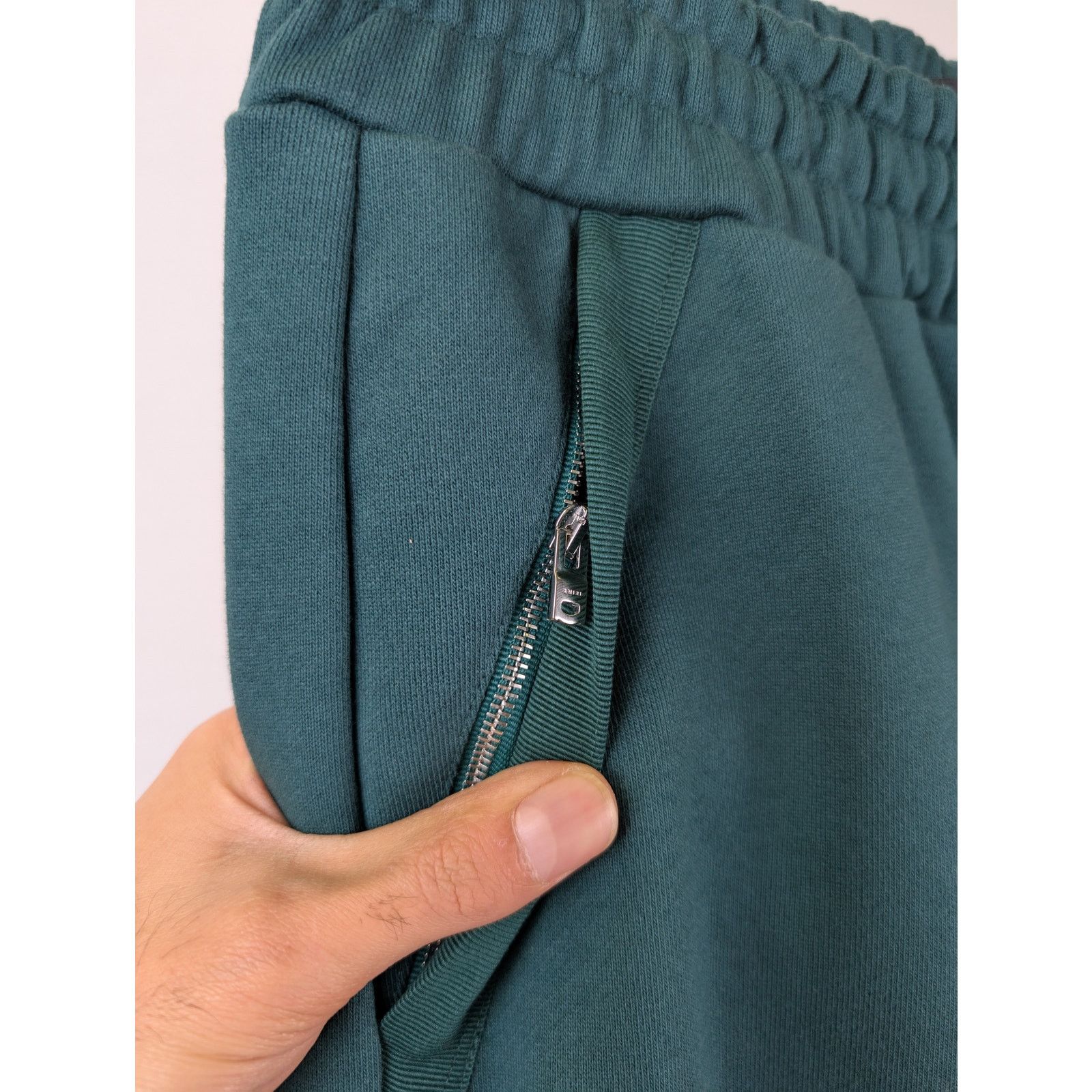 Amiri o1rshd1 Q:2 / Amiri Staggered Sweatpants in Rain Forest Size US 32 / EU 48 - 7 Thumbnail