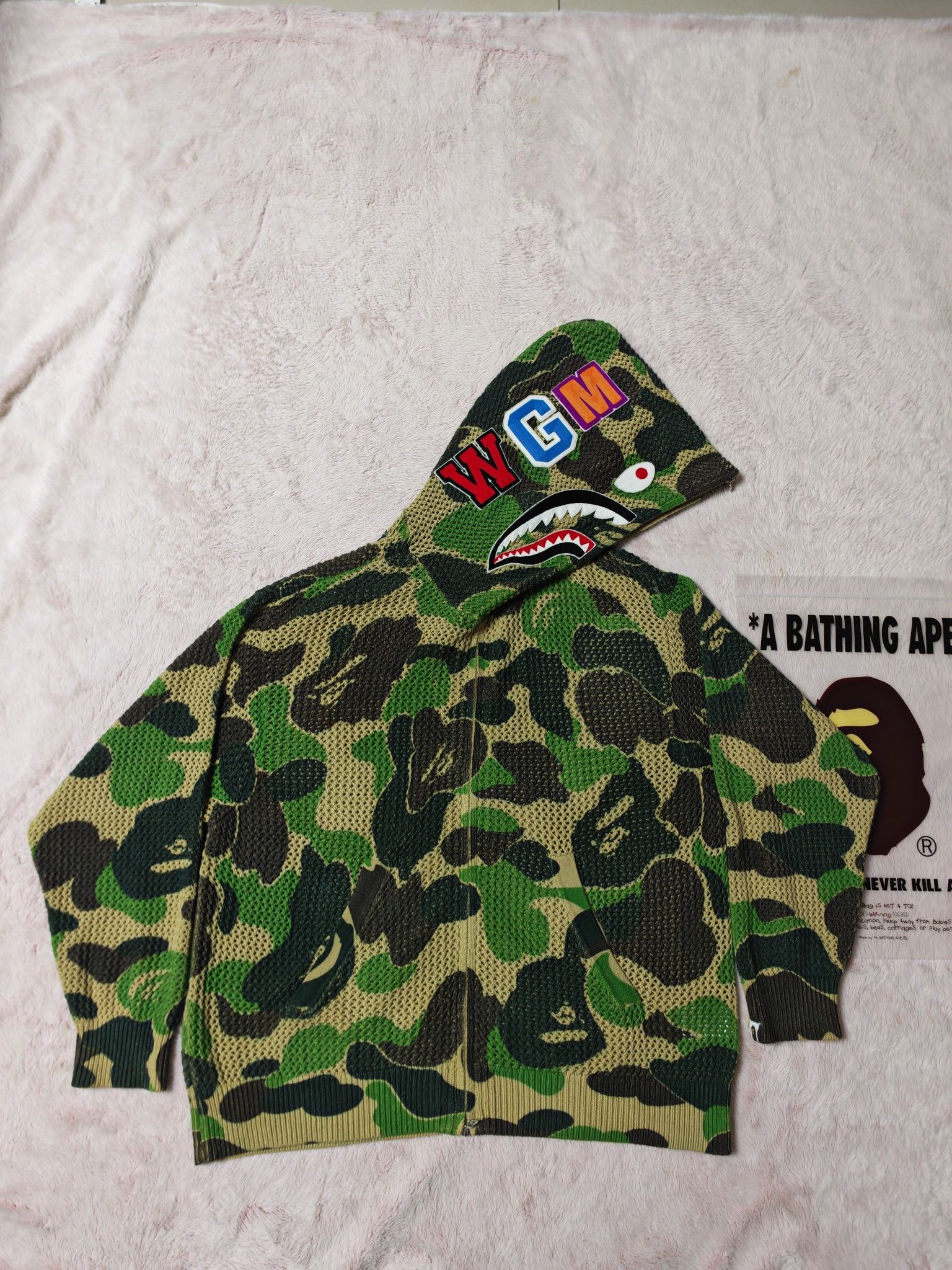 Bape A Bathing Ape Camo Shark Hoodie Size XL Size US XL / EU 56 / 4 - 1 Thumbnail
