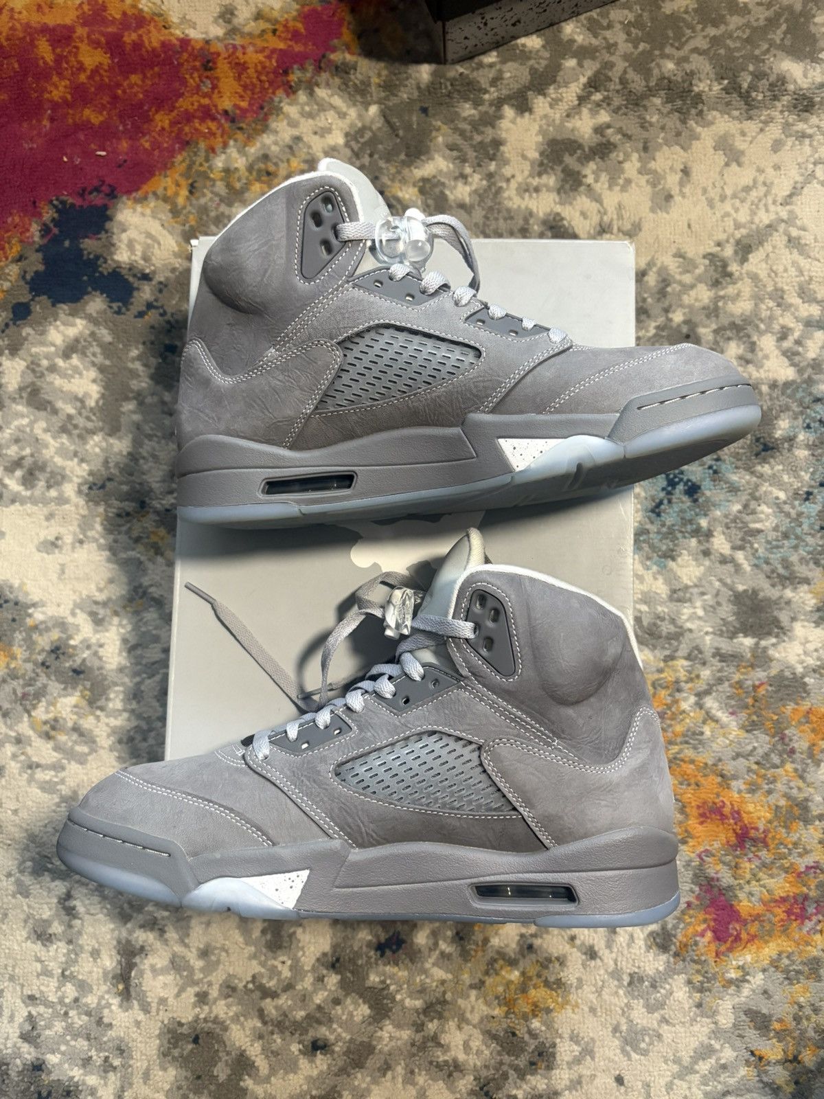 Jordan Brand Air Jordan Retro 5 Wolf Grey size 10.5 Size US 10.5 / EU 43-44 - 2 Thumbnail