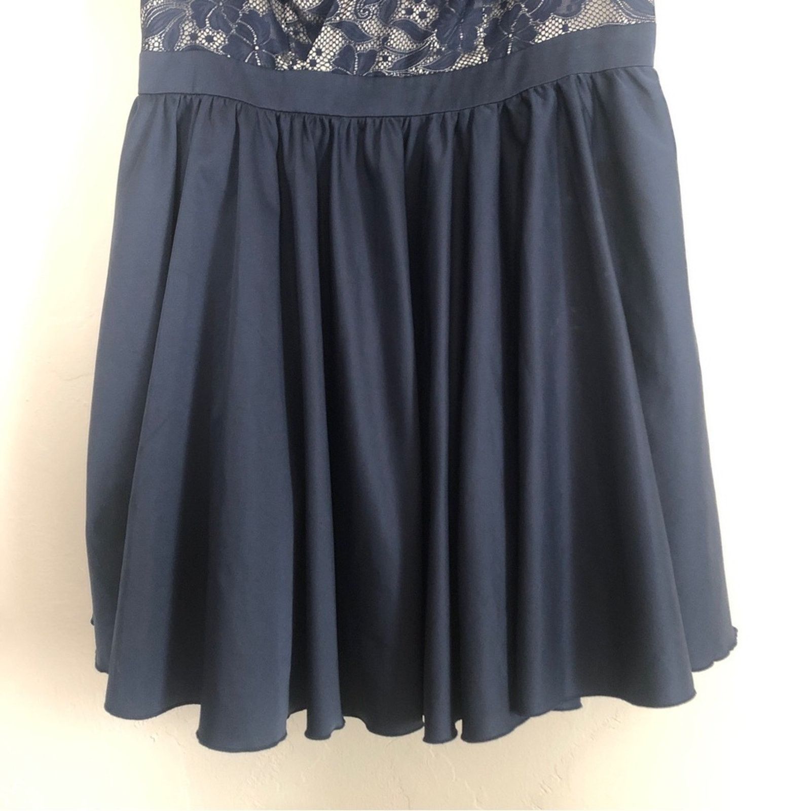 Other Modcloth Chi Chi London Elegance Awaits Navy Lace Mini Dress Size XXL / US 16-18 / IT 52-54 - 6 Thumbnail