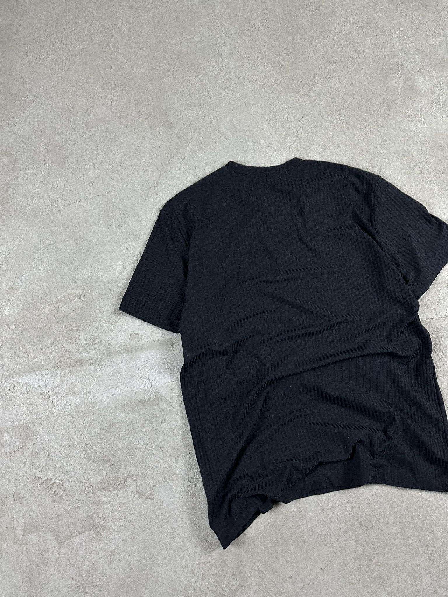 Versace Vintage Versace Pleated Like Issey Miyake Basic T-shirt Size US L / EU 52-54 / 3 - 6 Thumbnail