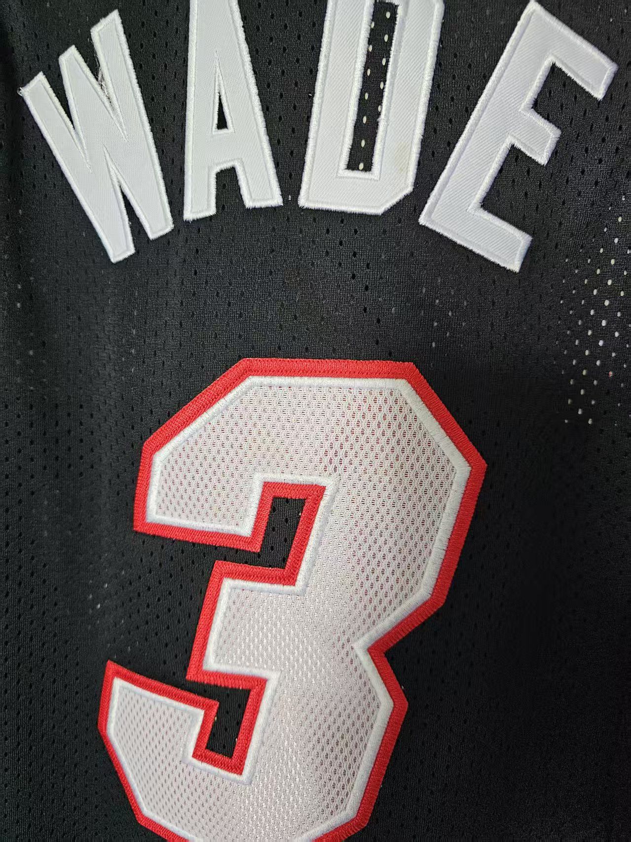 NBA Dwyane Wade Jersey Miami Heat 3 Double Stitched XXL Size US XXL / EU 58 / 5 - 5 Thumbnail