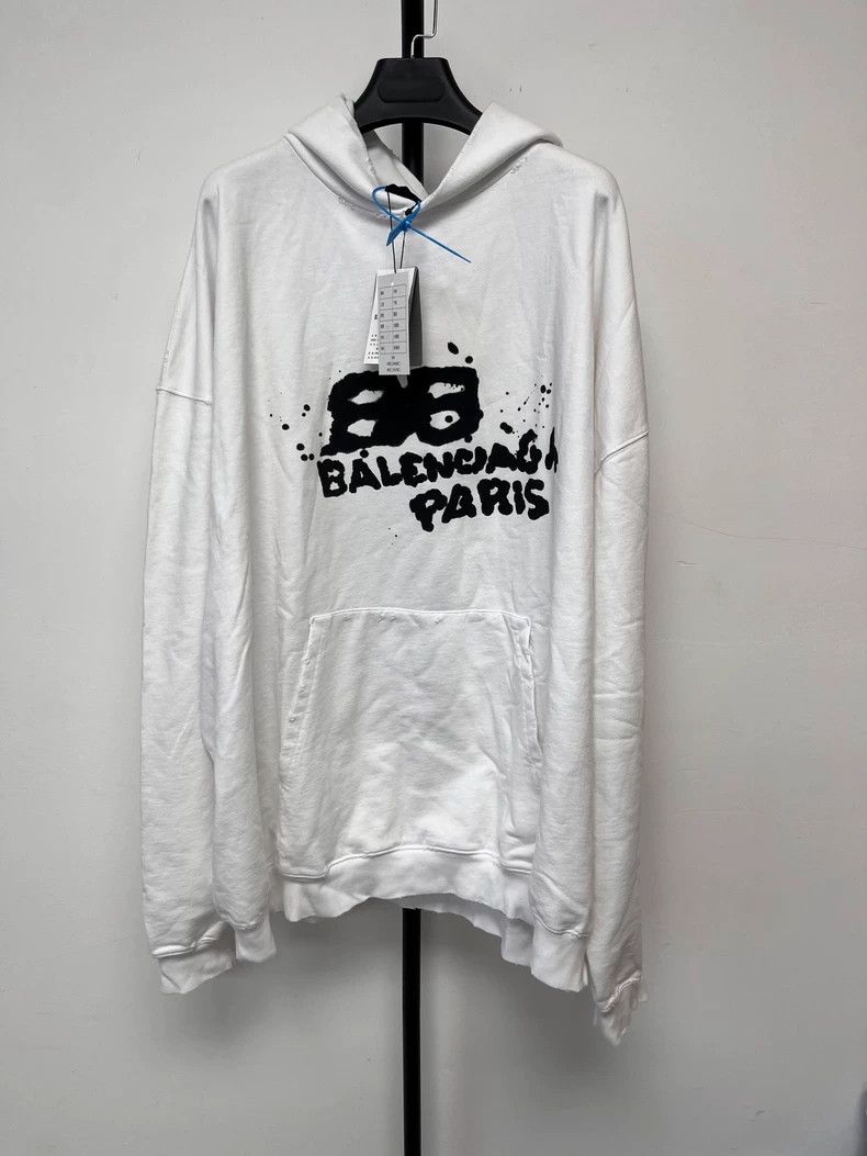 Balenciaga Balenciaga Graffiti hooded sweatshirt Size US S / EU 44-46 / 1 - 1 Thumbnail