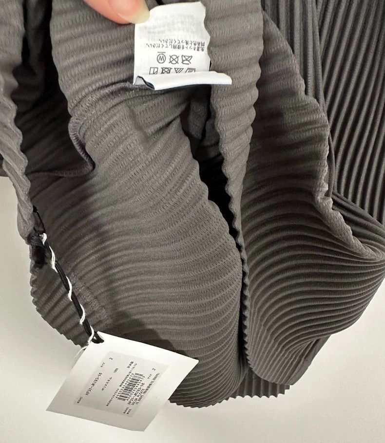 Issey Miyake issey miyake size:2 Charcoal grey short-sleeved shirt 2505 Size US XXS / EU 40 - 4 Thumbnail