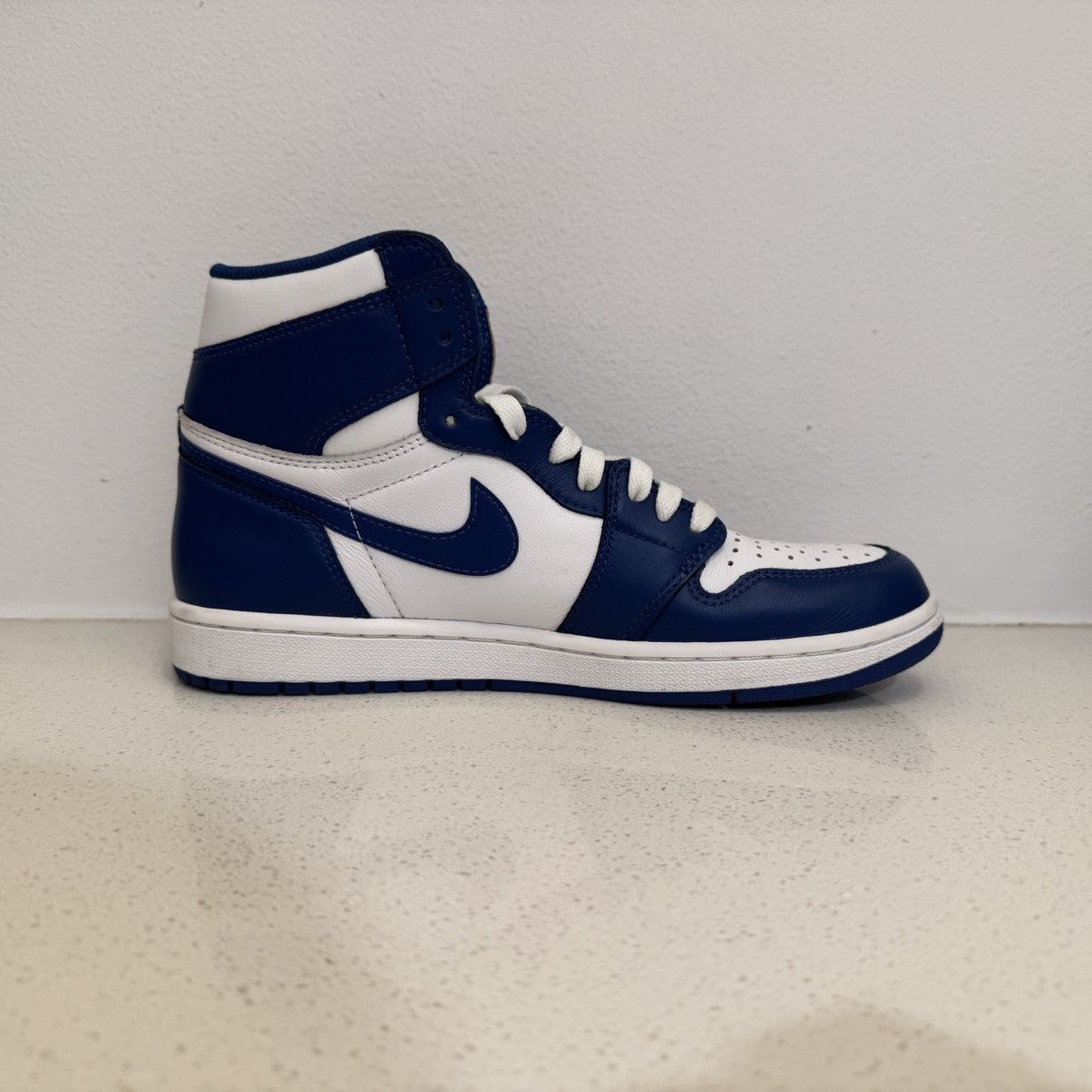 Jordan Brand Air Jordan 1 ‘Storm Blue’ (2016) Size US 8.5 / EU 41-42 - 6 Thumbnail