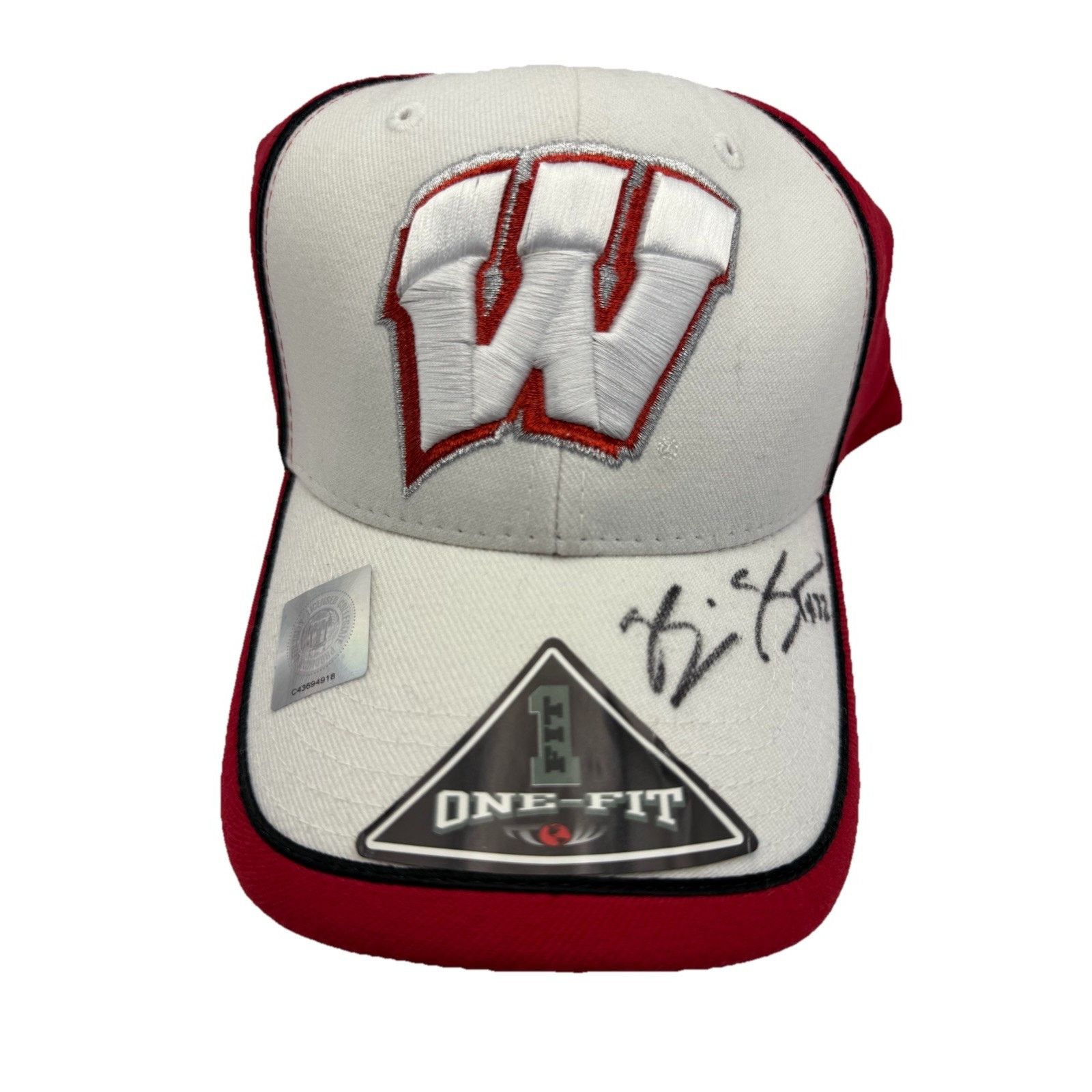 Top Of The World Wisconsin Badgers Brian Butch 32 Autographed Embroidered Hat Size ONE SIZE - 1 Thumbnail