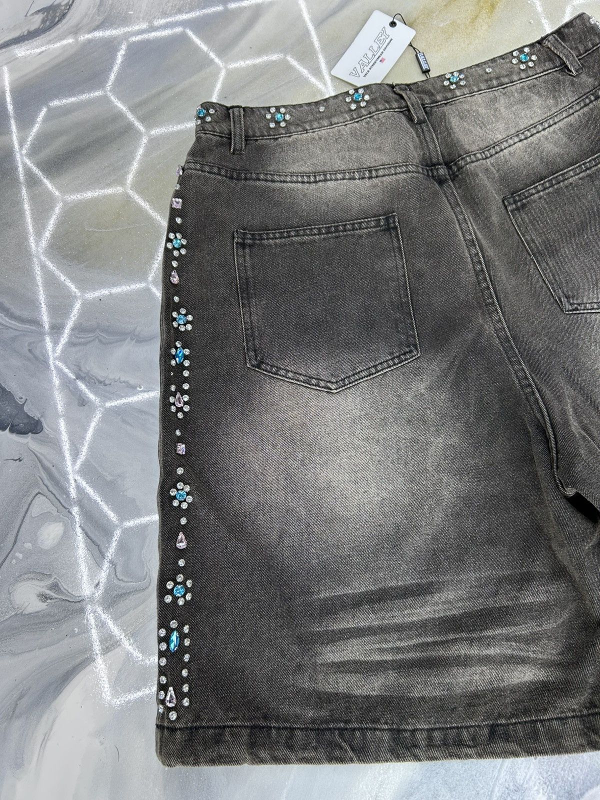 Vale Vale Black Candy Jean Shorts Size 36 Size US 36 / EU 52 - 9 Thumbnail
