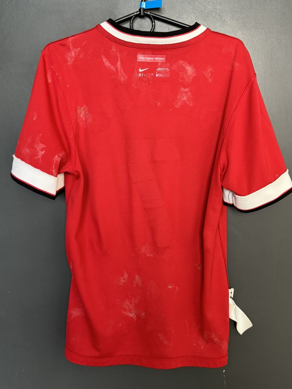 Nike Manchester United 14/15 Home Di Maria Football Jersey Size US S / EU 44-46 / 1 - 17 Thumbnail