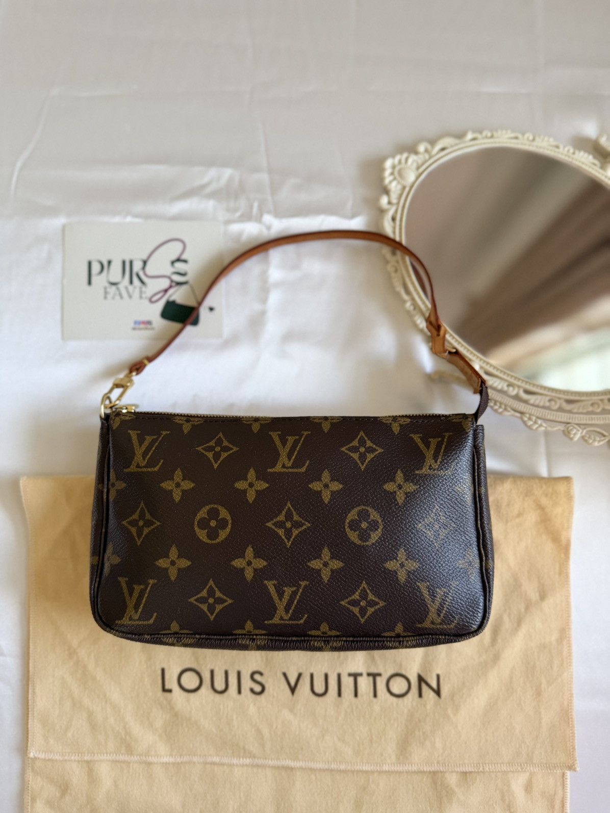 Louis Vuitton Authentic LOUIS VUITTON Pochette Brown Canvas Shoulder Bag Size ONE SIZE - 4 Thumbnail