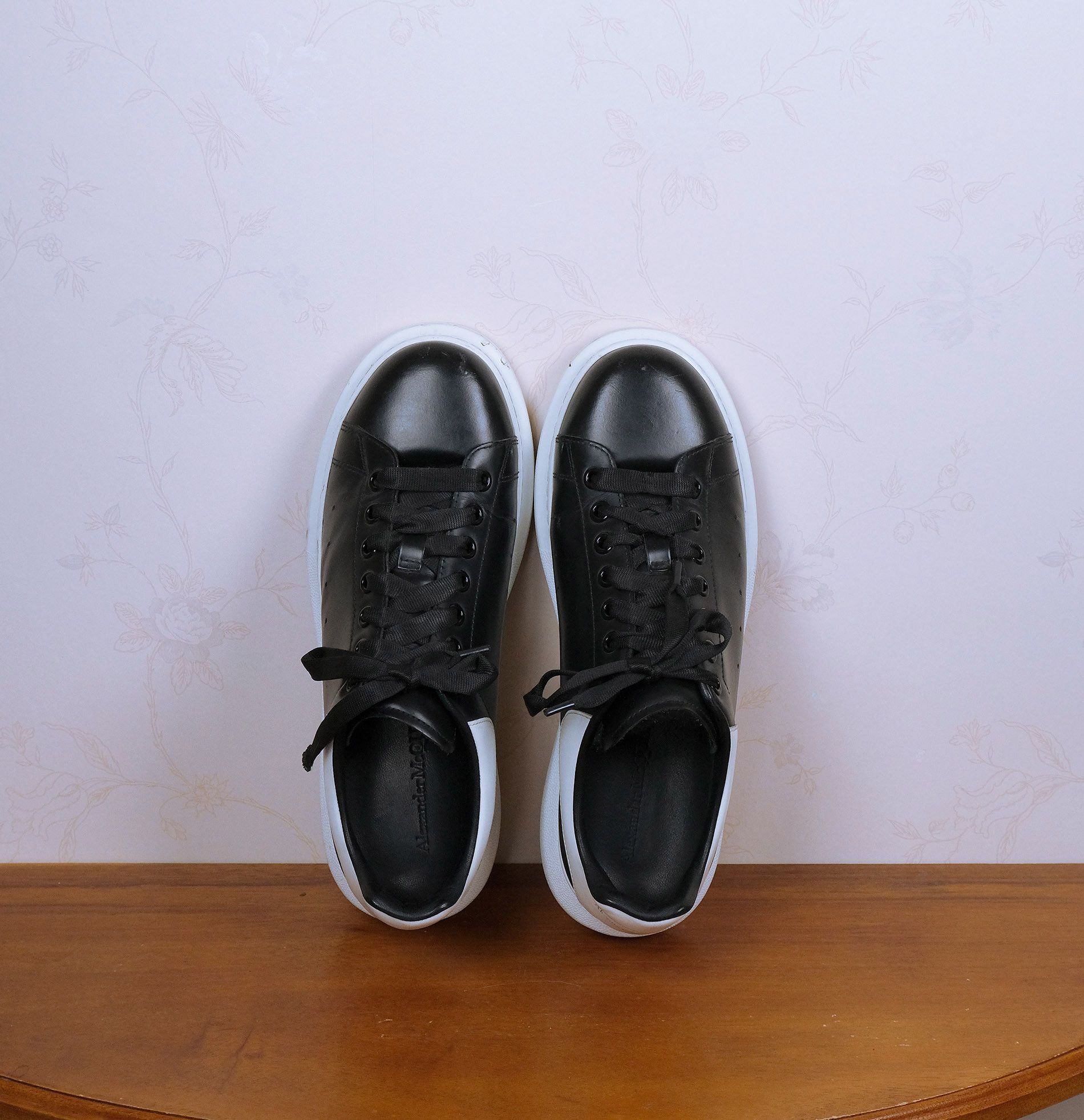 Alexander McQueen Alexander McQueen, black leather sneakers, size 44, RRP €550 Size US 11 / EU 44 - 2 Thumbnail