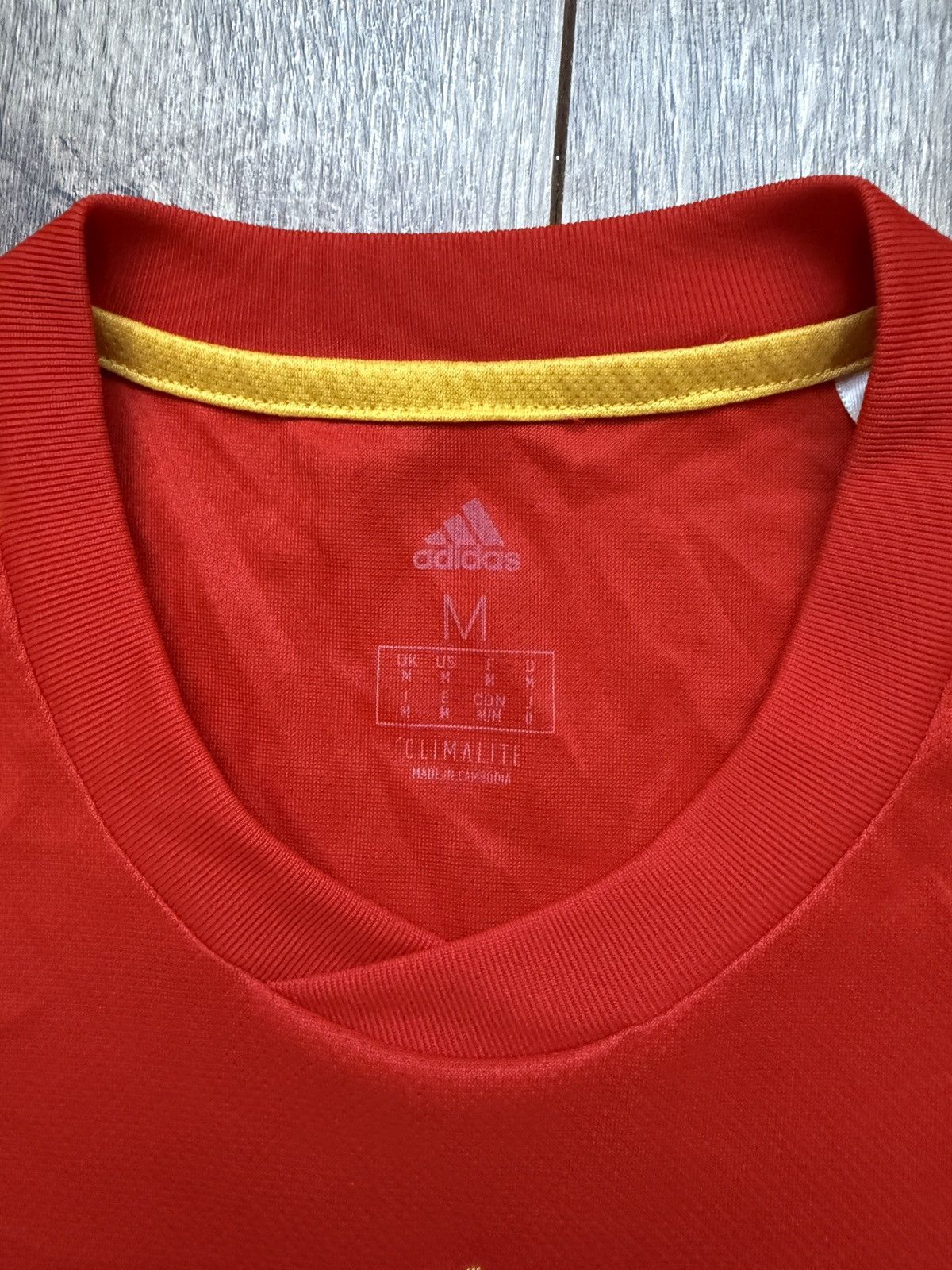Adidas × Vintage Koszulka piłkarska Adidas Hiszpania 2018 Size US M / EU 48-50 / 2 - 4 Thumbnail