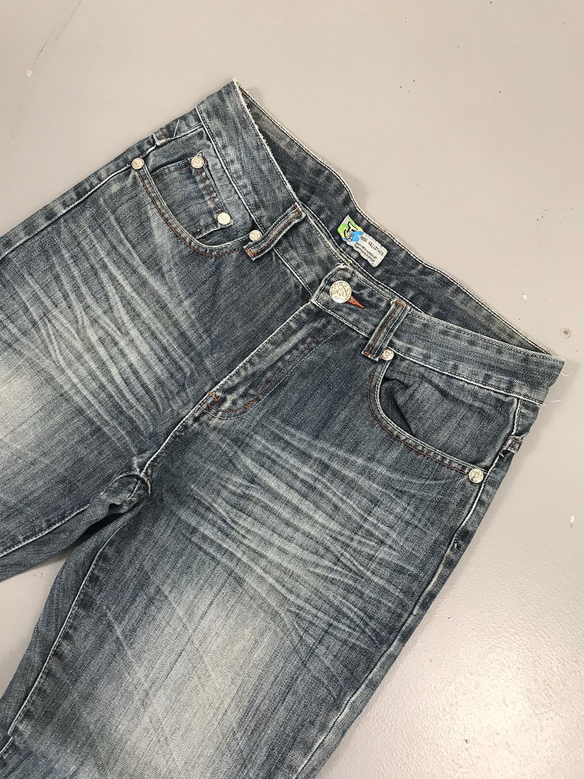 Vintage Y2K vintage popul arclothes crazy pocket embroidery denim Size US 33 - 4 Thumbnail