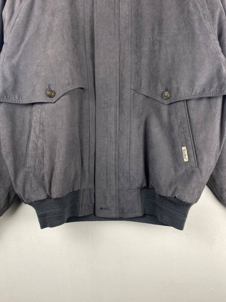 Japanese Brand troy bros japanese brand velvet bomber jacket nice design Size US L / EU 52-54 / 3 - 3 Thumbnail