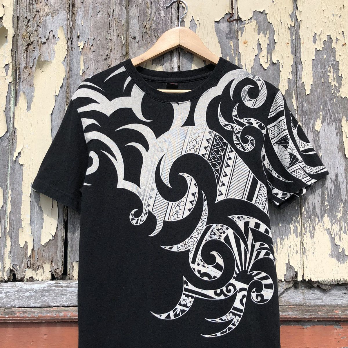 Vintage Japanese Brand Tatto Tshirt Size US M / EU 48-50 / 2 - 3 Thumbnail