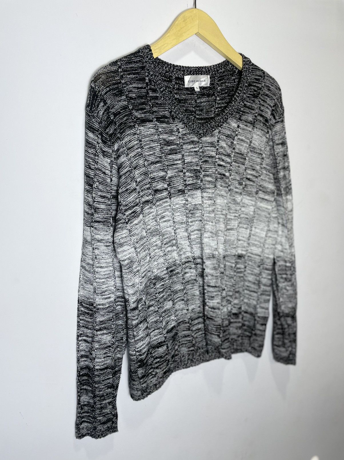 Beauty Beast Japanese cubic sugar knitwear ifsixnine style XL to M Size US M / EU 48-50 / 2 - 2 Thumbnail