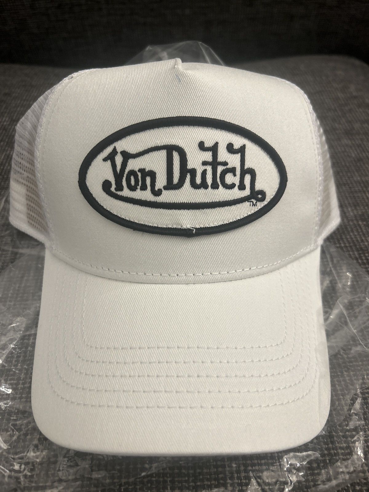 Von Dutch New Von Dutch Trucker Hat White! Size ONE SIZE - 6 Thumbnail