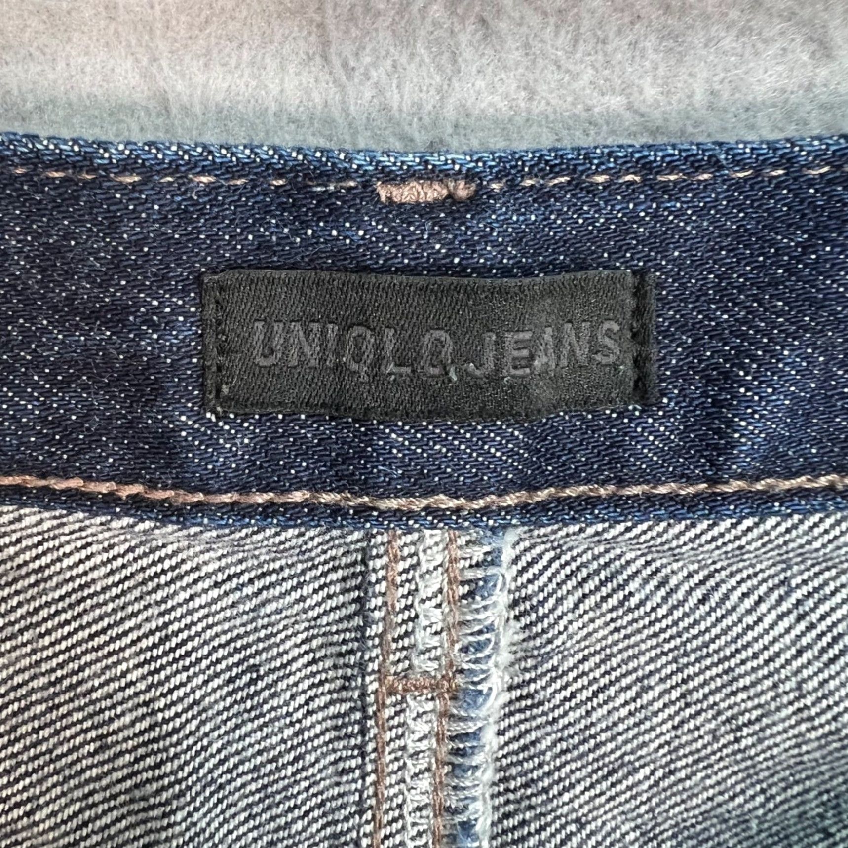 Uniqlo Uniqlo Jeans Mens 28 x 31 Blue Dark Wash Denim Straight Leg 5-Pocket Regular Cotton Blend 32x30 Vintage No N/A Size US 28 / EU 44 - 3 Thumbnail
