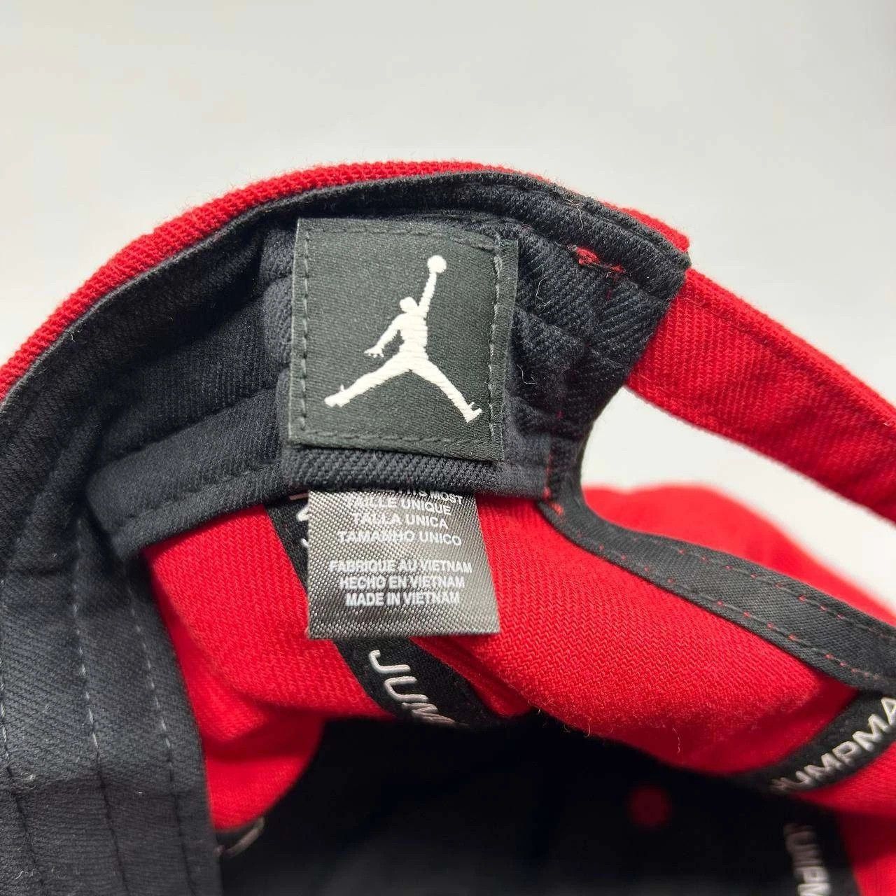 Jordan Brand Air Jordan Hat Men Red Embroidered Logo Strap Back Cap Size ONE SIZE - 6 Thumbnail
