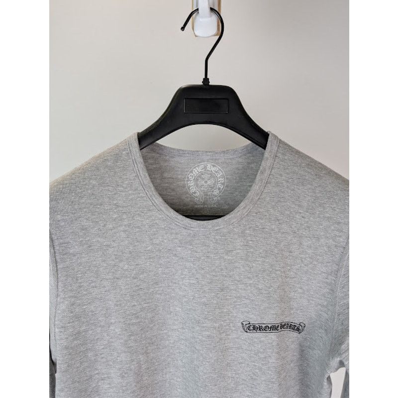 Chrome Hearts o1rshd1 Scroll Logo Long-Sleeve T-Shirt in Grey Size US L / EU 52-54 / 3 - 7 Thumbnail