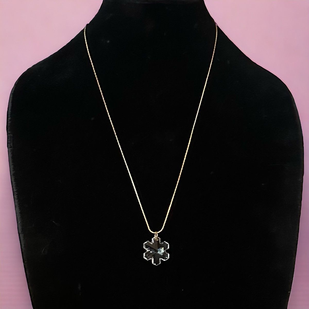 Vintage Vintage Austrian crystal snowflake pendant necklace Size ONE SIZE - 1 Thumbnail