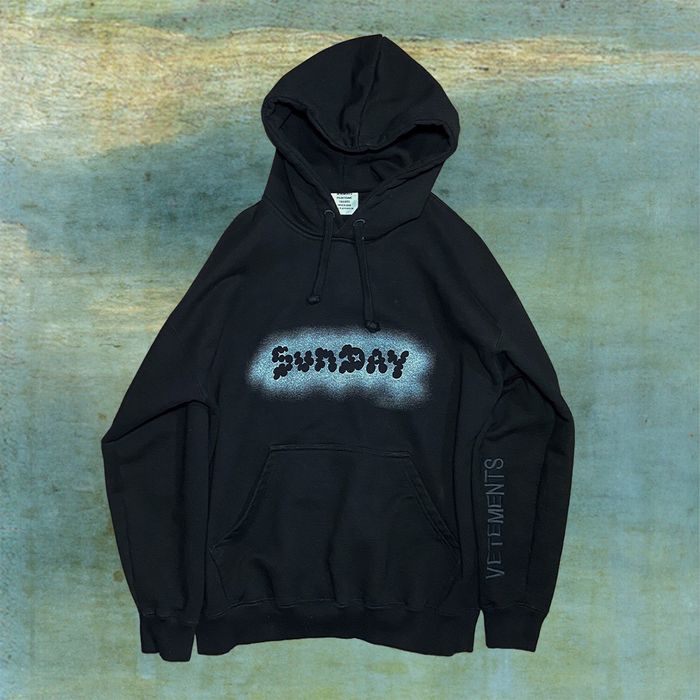 Vetements eu hoodie sale